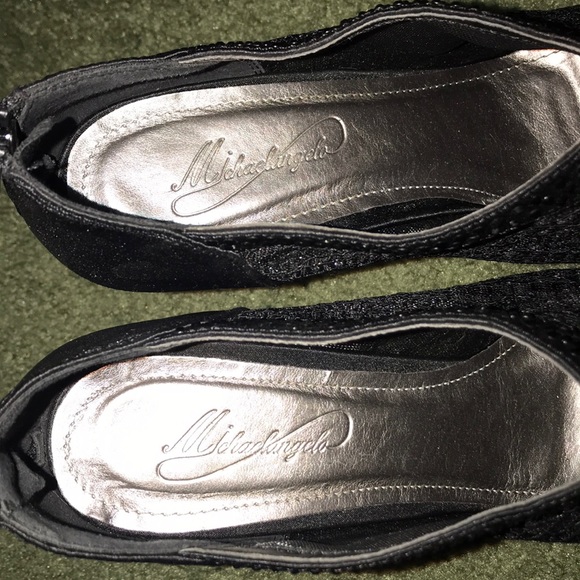 Michelangelo Black Heels - Picture 4 of 6